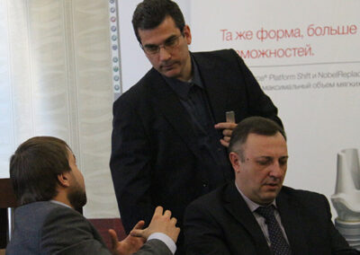 OCHOA imparte formación avanzada para dentistas rusos en la Universidad de Voronezh